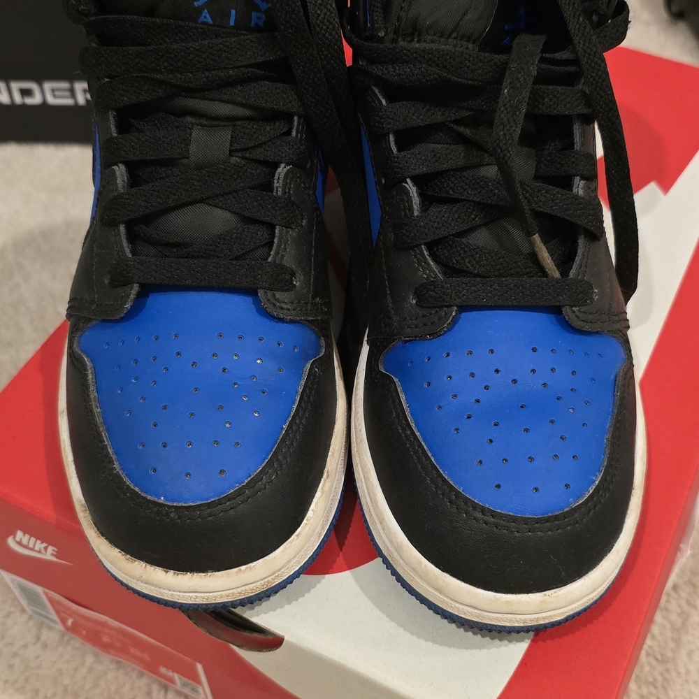 Nike Black and Blue Sneakers High-Top Iconic Design- AIR JORDAN